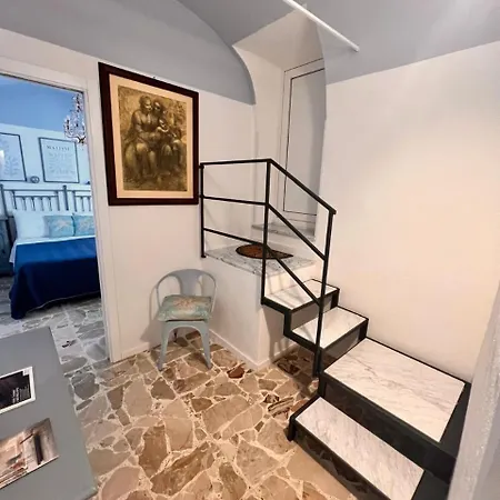 Casa Di Oben, Dimora Con Ampio Terrazzo Nel Cuore Di A 200m Dal Mare * Terrasini