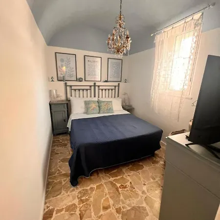 Casa Di Oben, Dimora Con Ampio Terrazzo Nel Cuore Di A 200m Dal Mare Nyaraló